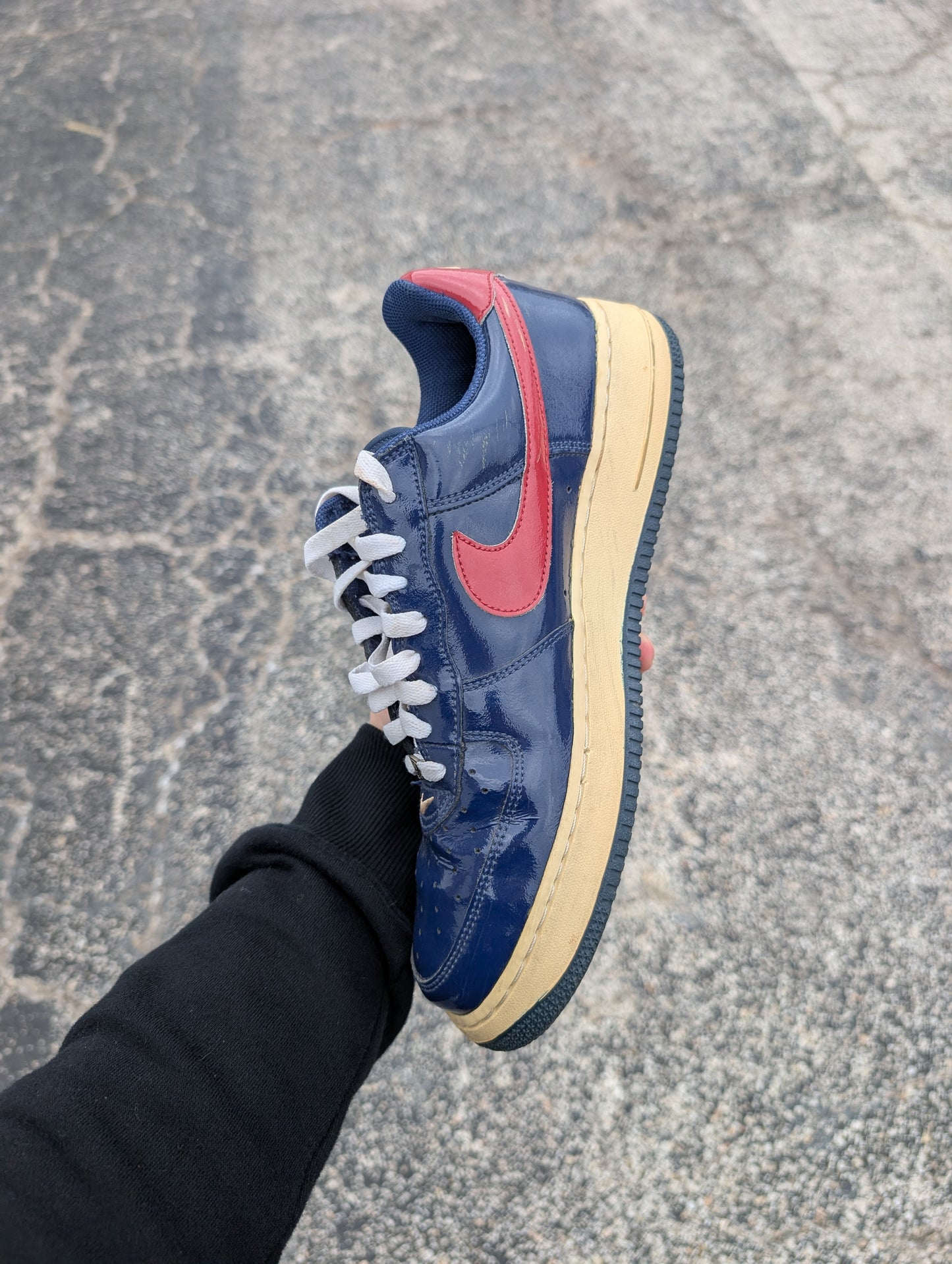 Nike Air Force 1 "Patent Navy/Crimson" (2005)