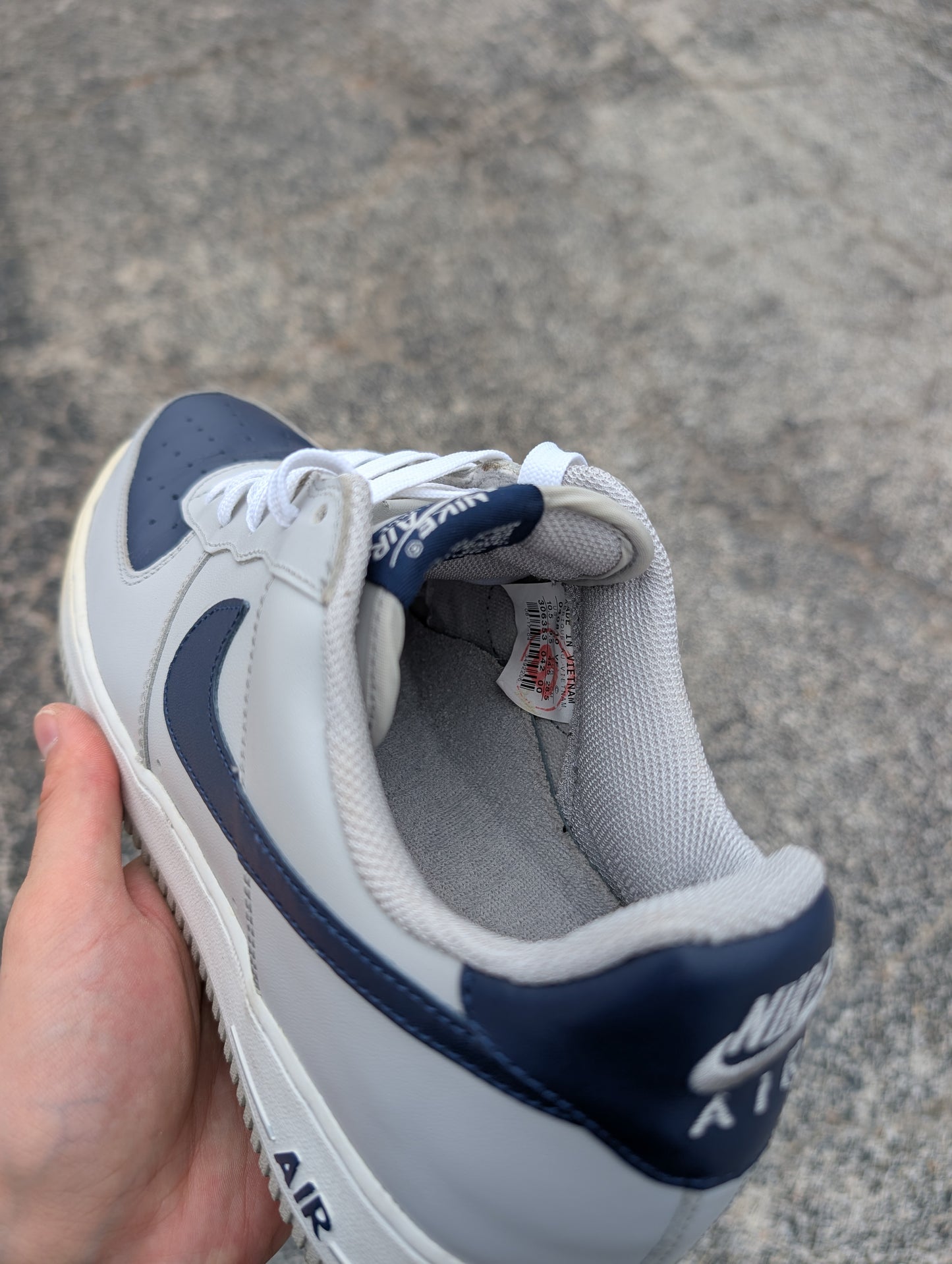 Nike Air Force 1 "Neutral Grey/Midnight Navy-White" (2004)